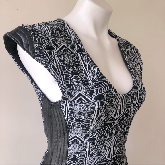 SKY BYZNA Open Back Leather Trim Bodycon Mini Dress, M NWT - Picture 5 of 13